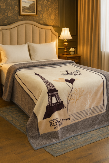 🛏️ Eiffel Tower Love Blanket – King Size