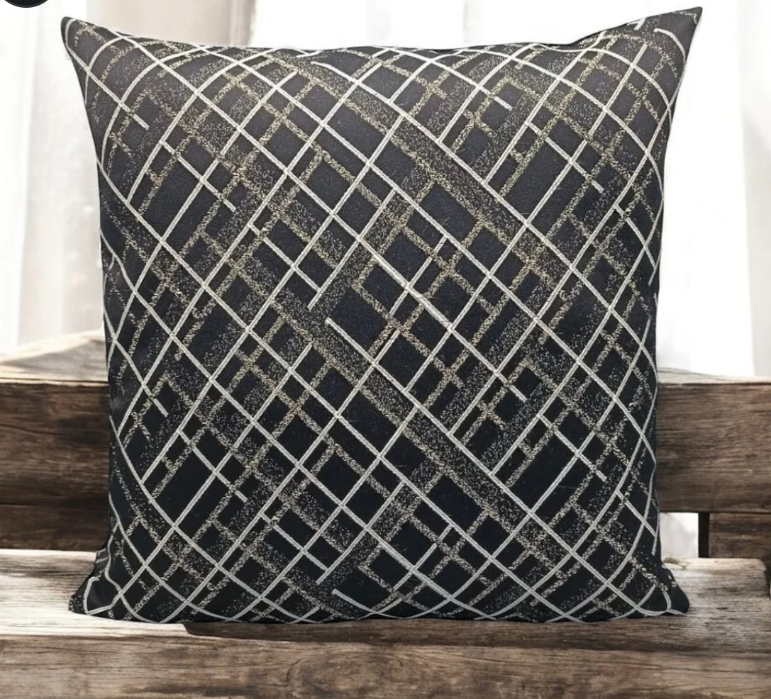 Shanghai Velvet Cushion Cover