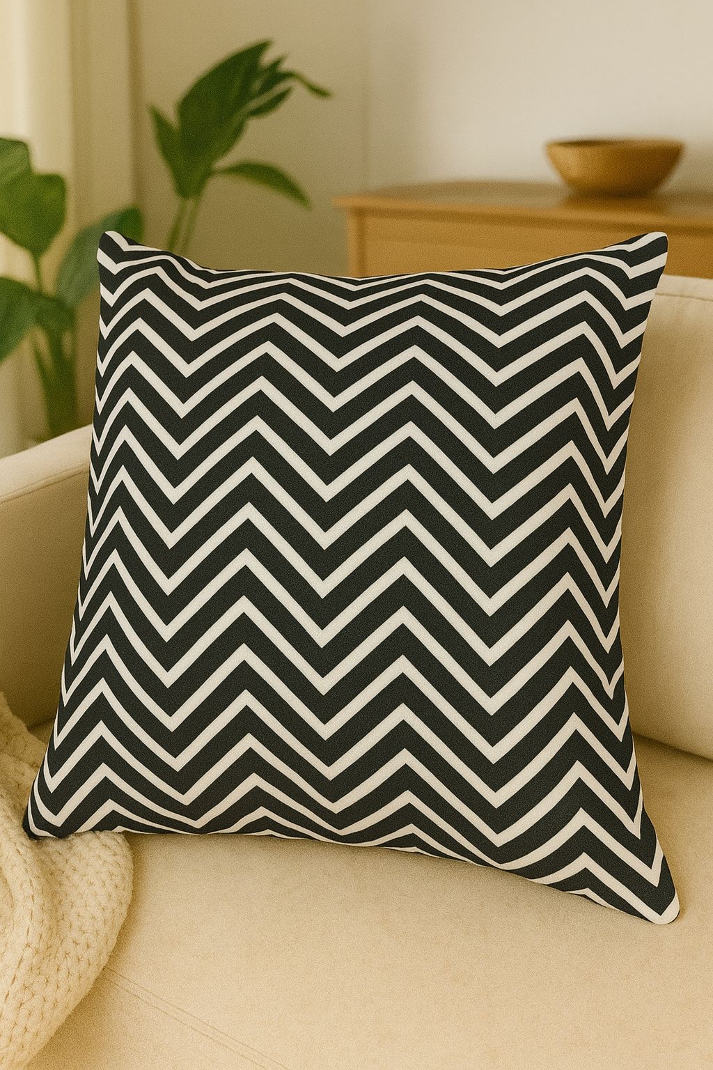 Zigzag Chic Cushion Cover