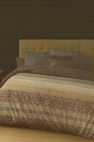 Export Quality Geometric Bed Set
